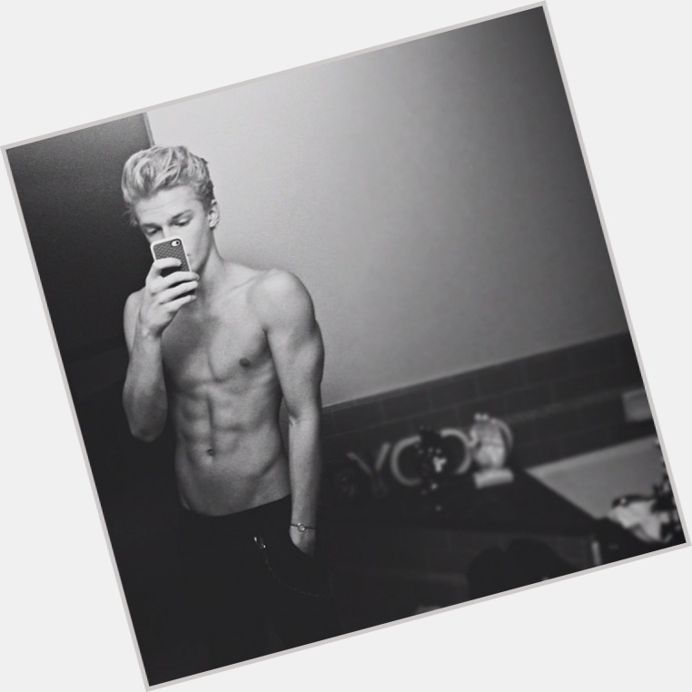 Cody Simpson full body 10.jpg