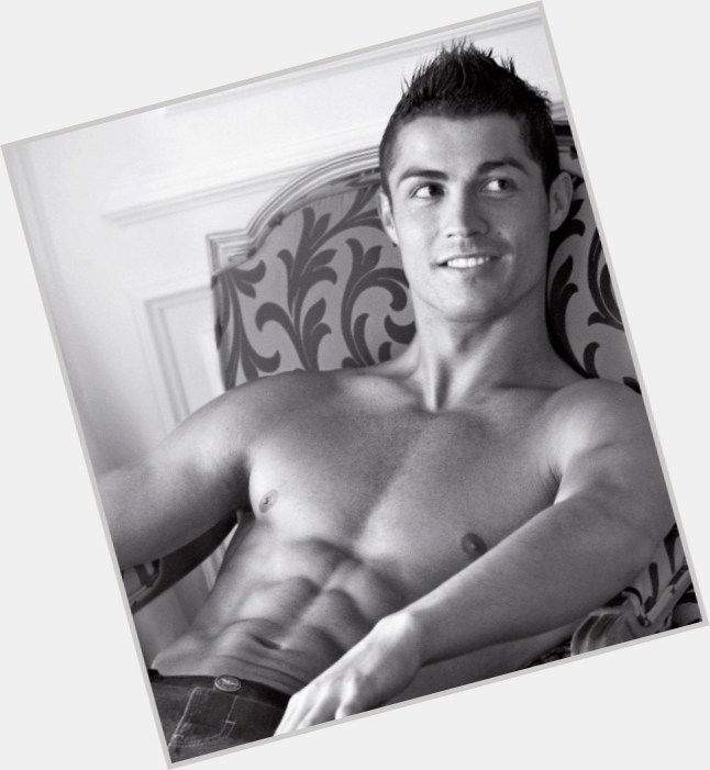 Cristiano Ronaldo full body 2.jpg