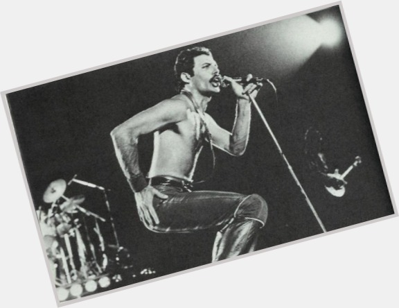 Freddie Mercury body 3.jpg