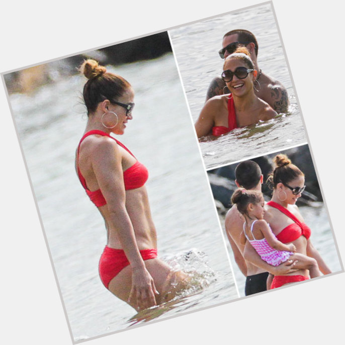 Jennifer Lopez body 2.jpg