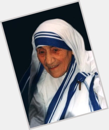 Mother Teresa full body 9.jpg