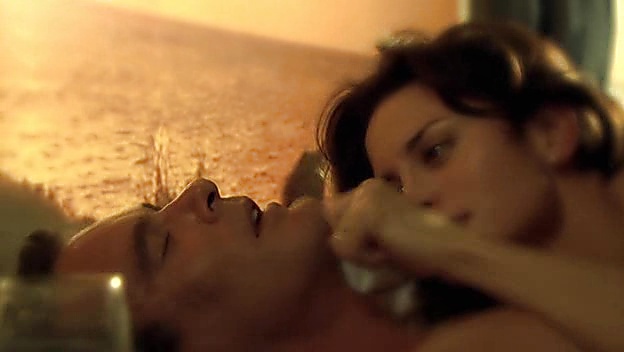 Aaron Jeffery sexy shirtless scene May 31, 2025, 11pm