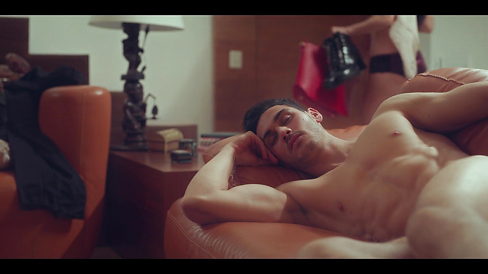 Alejandro Speitzer sexy shirtless scene November 24, 2019, 1pm