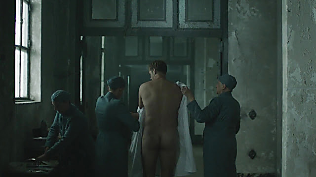 Alexander Skarsgard sexy shirtless scene February 14, 2023, 1am