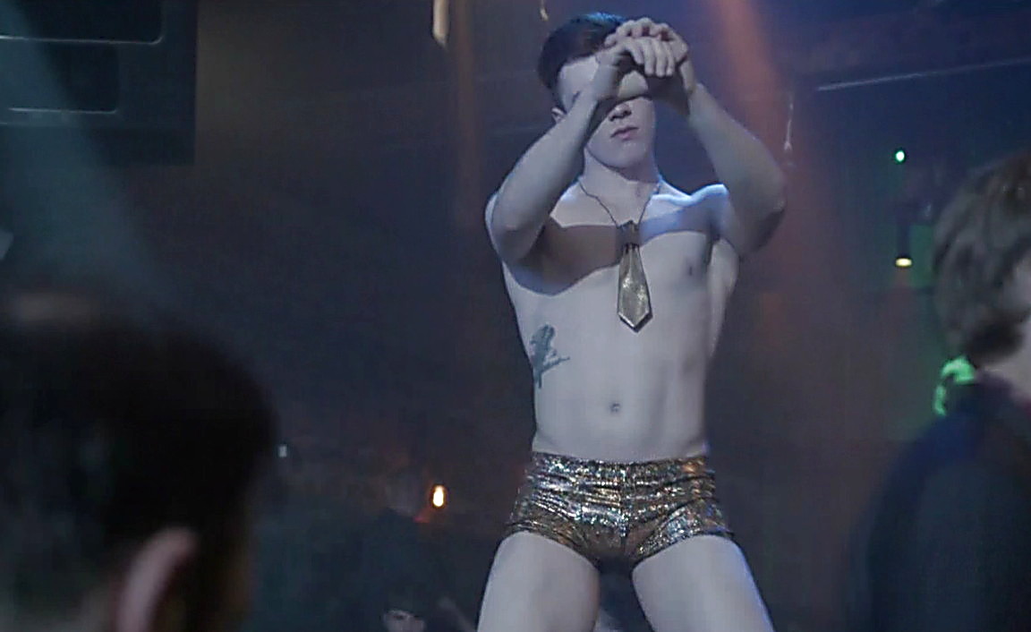 Cameron Monaghan sexy shirtless scene March 9, 2014, 10pm