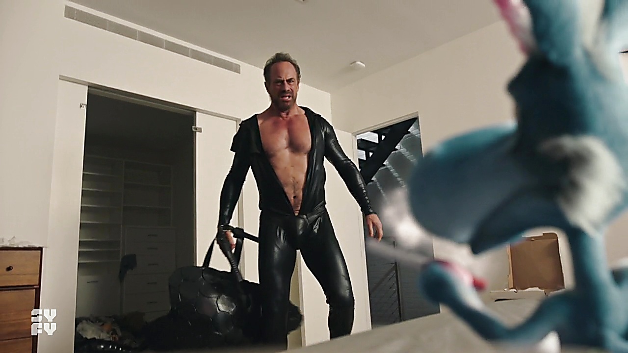 Christopher Meloni sexy shirtless scene May 9, 2019, 9am