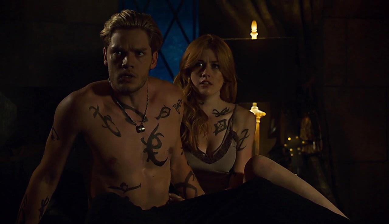 Dominic Sherwood sexy shirtless scene March 21, 2018, 10am