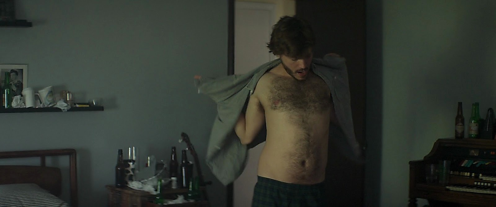 Emile Hirsch sexy shirtless scene March 25, 2017, 1pm