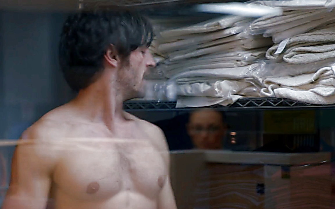 Athletic Body: Eoin Macken In Night Shift1x01.