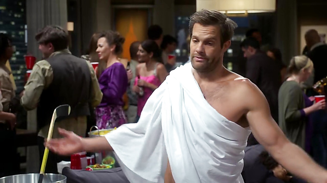 Geoff Stults sexy shirtless scene May 21, 2025, 5am