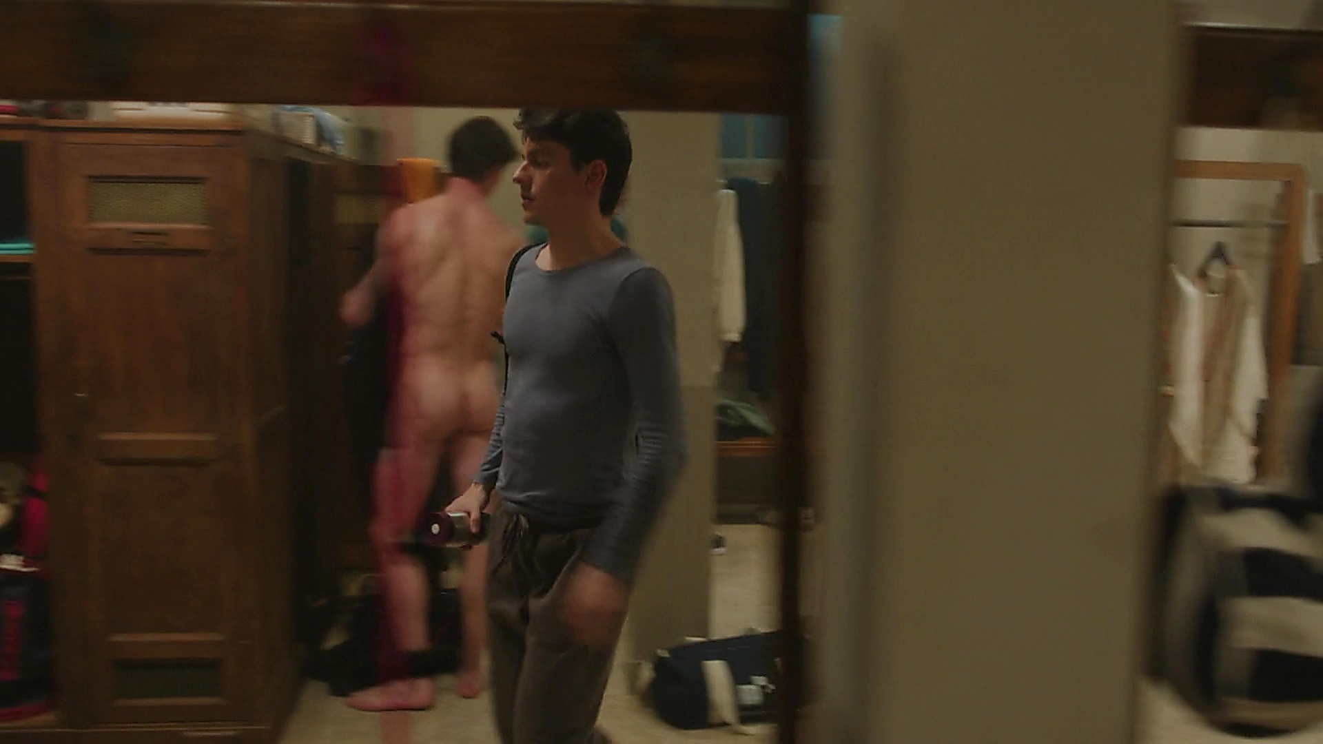Gideon Glick sexy shirtless scene April 24, 2025, 8am