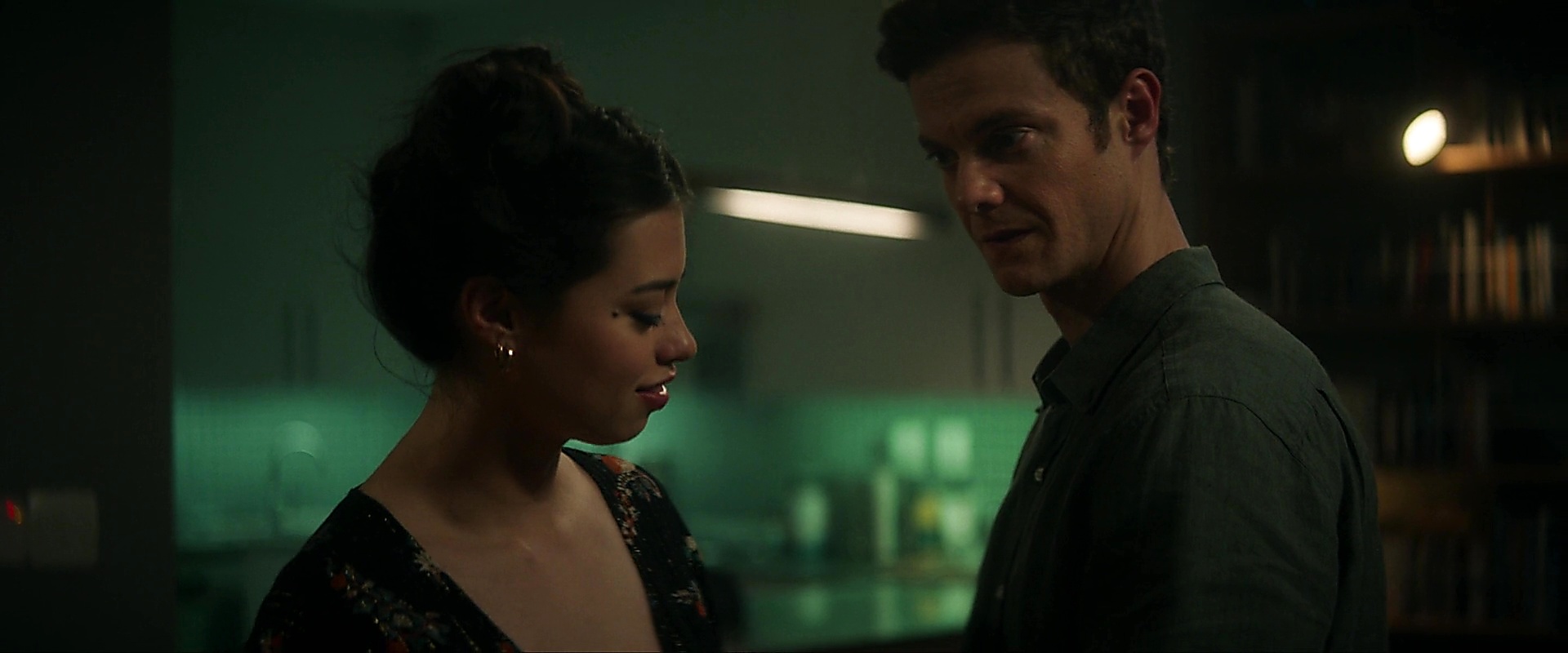 Jack Quaid sexy shirtless scene April 9, 2025, 4am