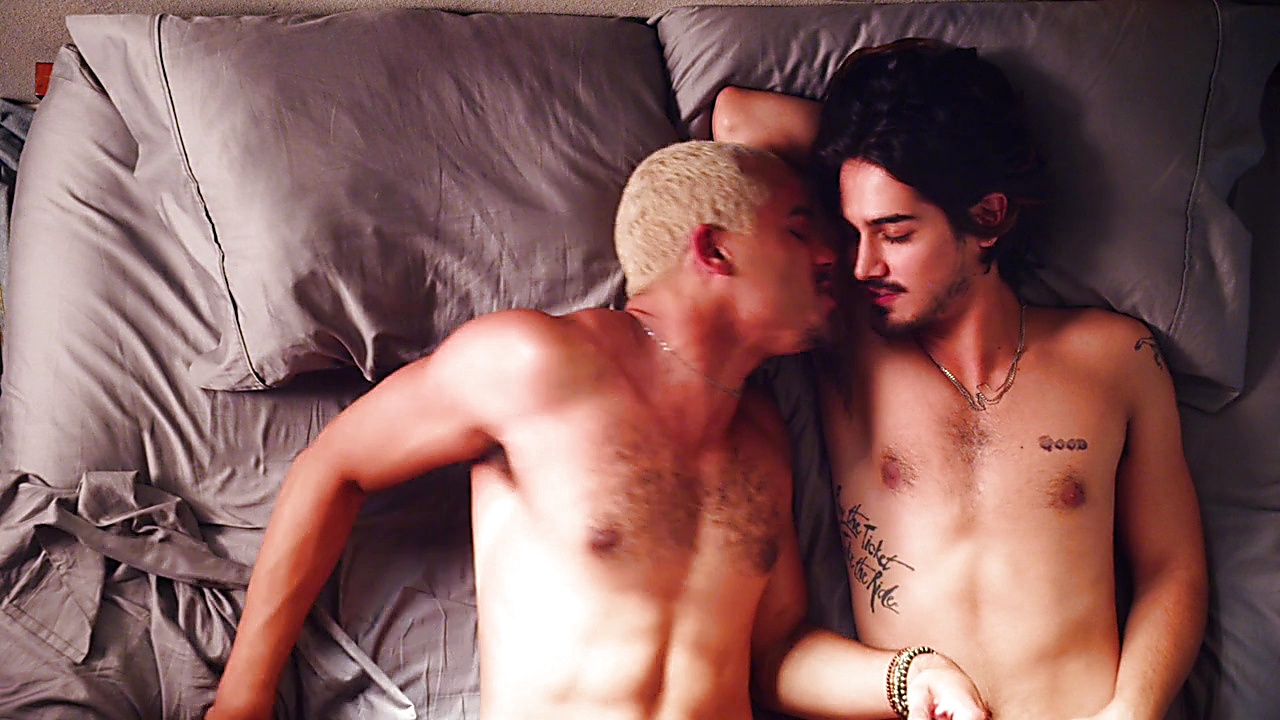 Avan jogia gay