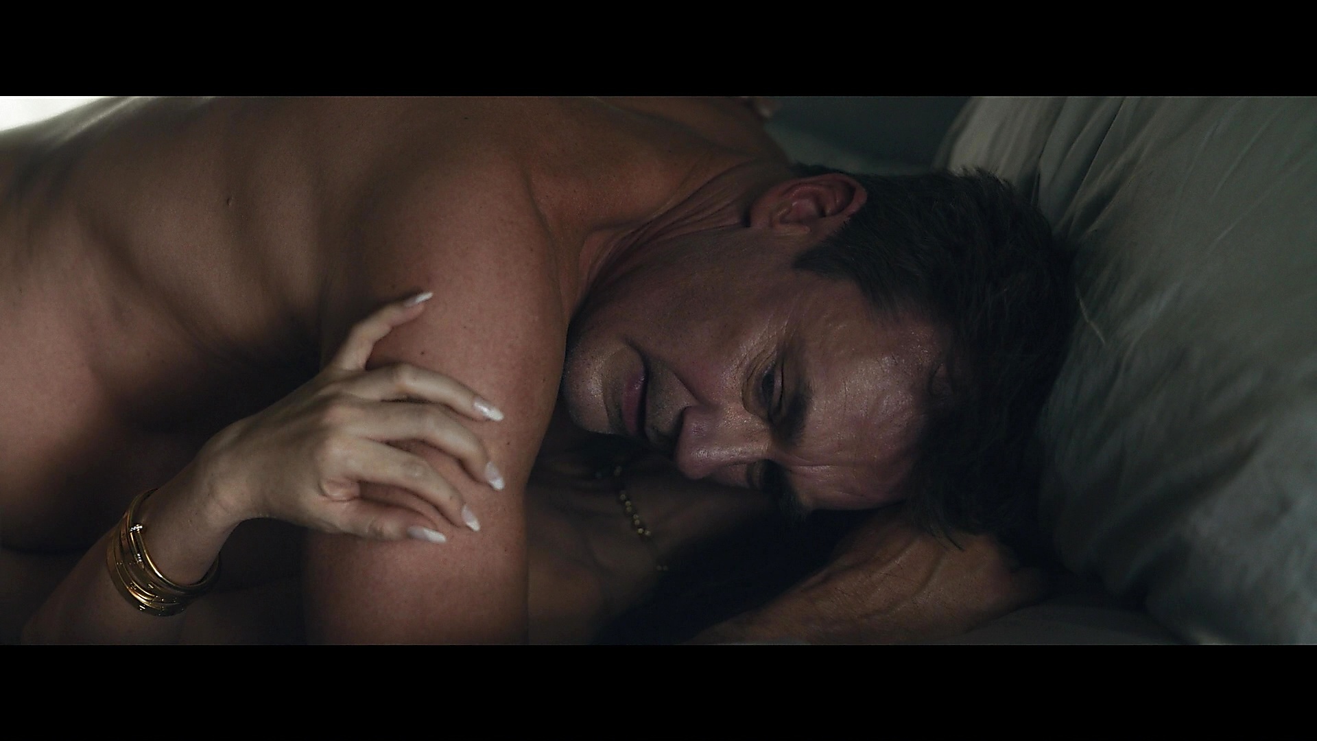 Jon Hamm sexy shirtless scene May 2, 2025, 4am