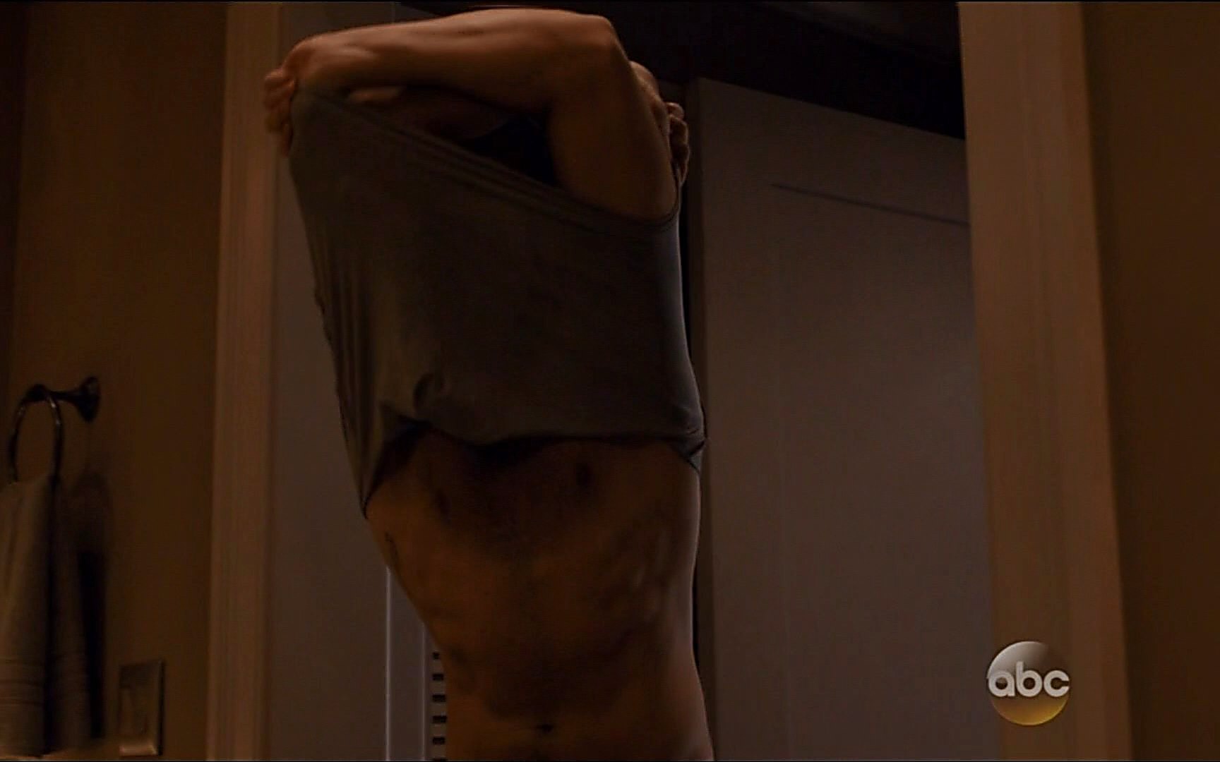 Joshua Bowman sexy shirtless scene January 2, 2015, 11pm