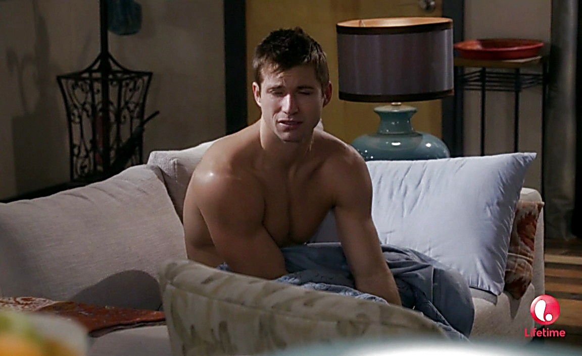 Justin Deeley sexy shirtless scene April 5, 2014, 8pm