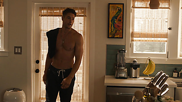 Justin Hartley sexy shirtless scene November 14, 2020, 5am