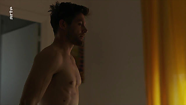 Ken Duken sexy shirtless scene February 20, 2022, 5am