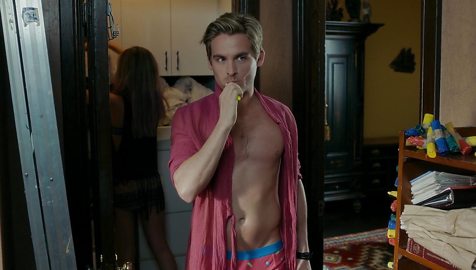 Kevin Zegers sexy shirtless scene May 15, 2018, 9am