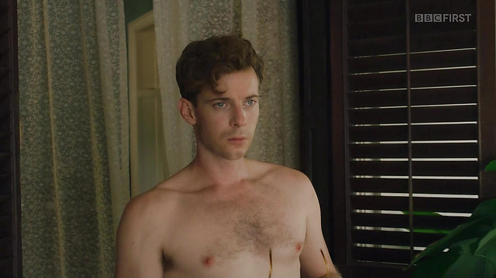 Body: Luke Treadaway The Singapore Grip S01E03 2020 08 13 1597323360.