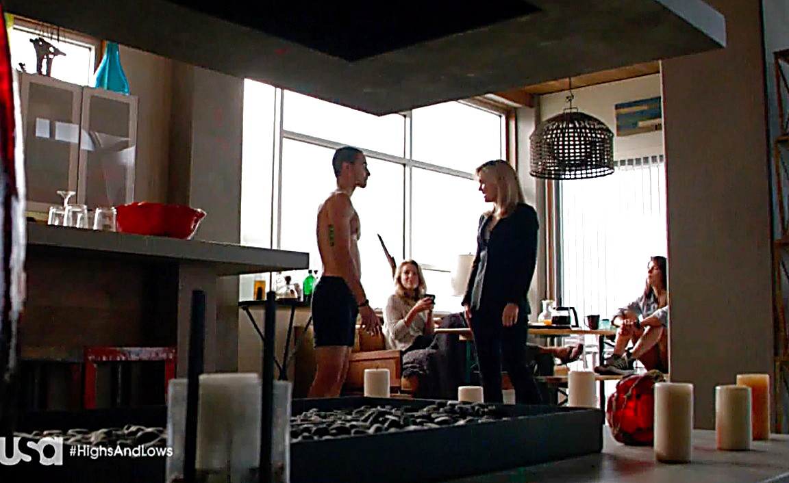 Athletic Body: Manny Montana In Graceland.