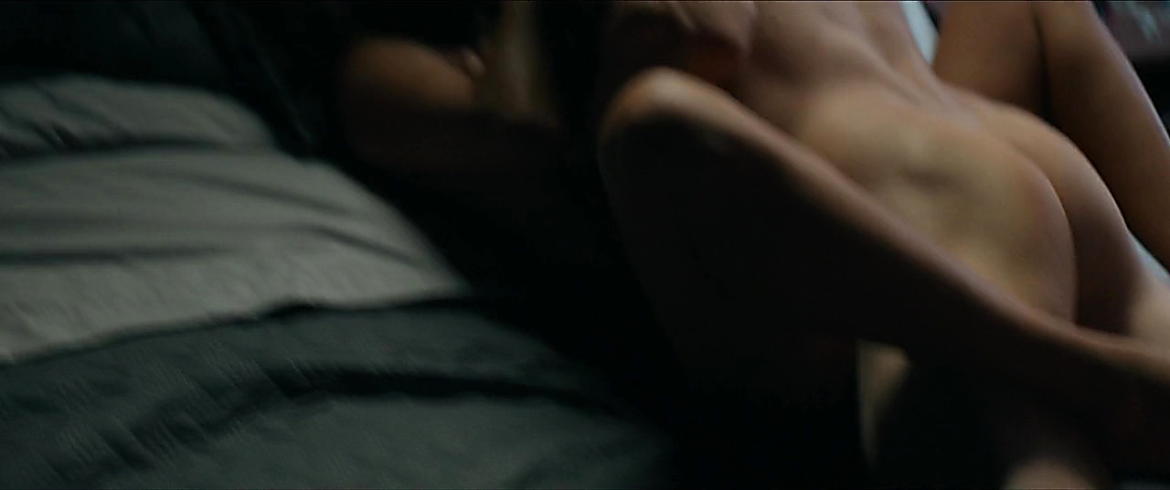 Matt Lauria sexy shirtless scene December 12, 2019, 12pm