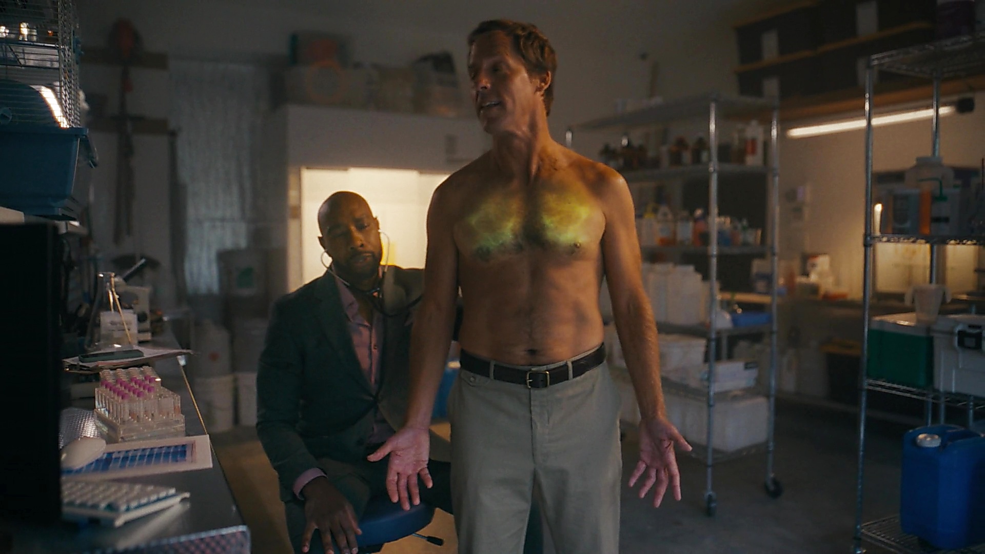 Nat Faxon sexy shirtless scene April 14, 2025, 2pm