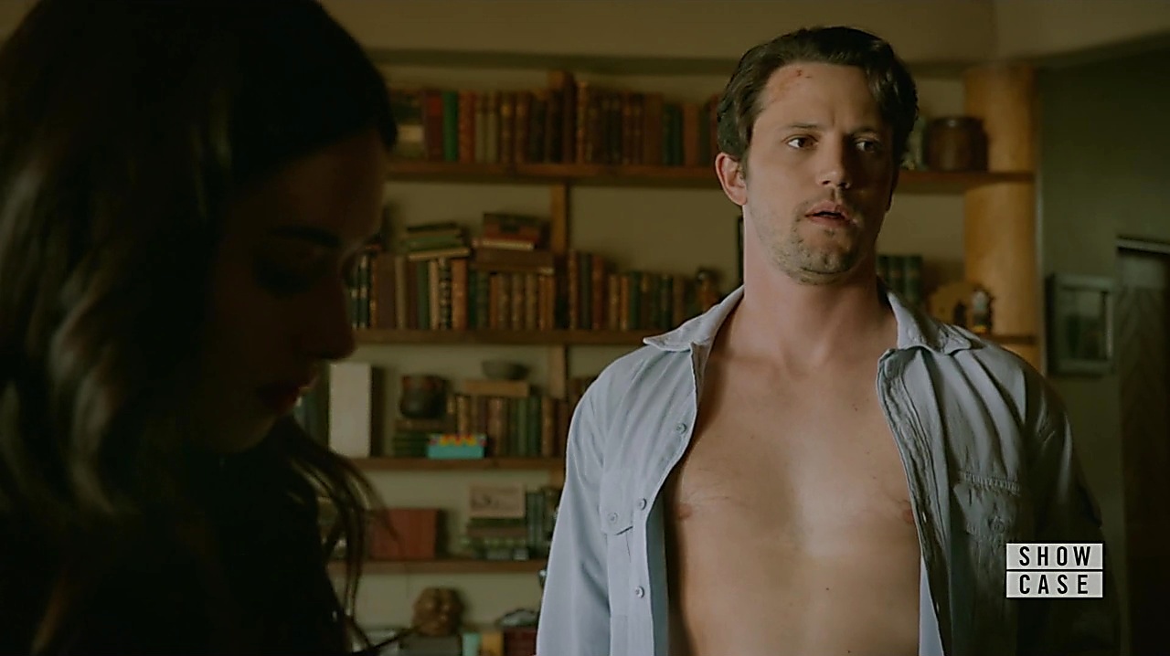 Nathan Parsons sexy shirtless scene January 30, 2019, 10am
