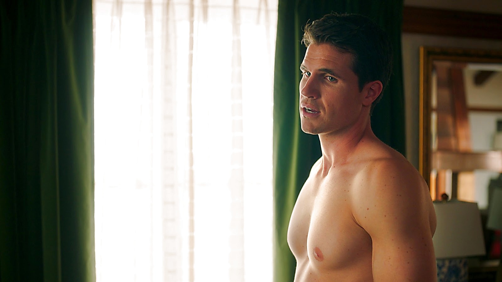 Robbie Amell sexy shirtless scene May 1, 2020, 1pm