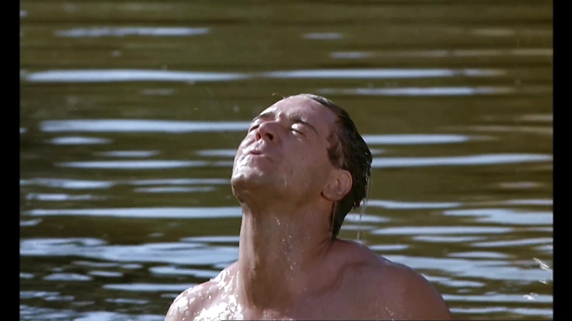 Russell Crowe sexy shirtless scene April 24, 2025, 1pm