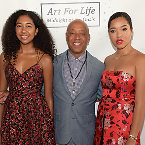 Russell Simmons latest sexy June 19, 2023, 6pm