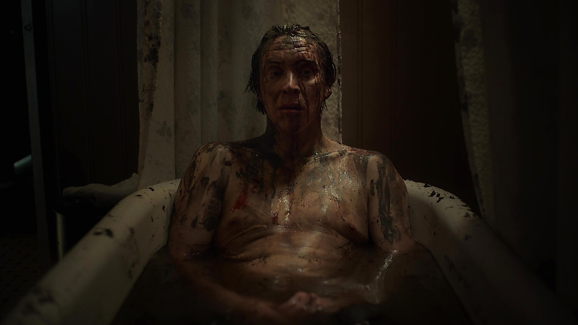 Sam Spruell sexy shirtless scene April 15, 2025, 4pm