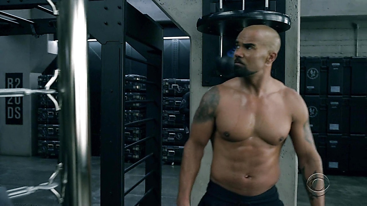 Shemar Moore sexy shirtless scene April 26, 2019, 12pm
