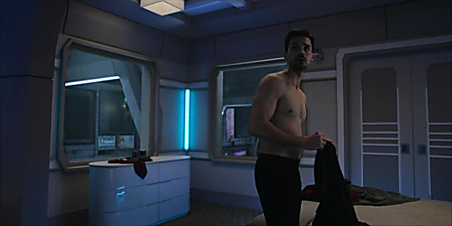 Steven Strait sexy shirtless scene December 16, 2020, 6am