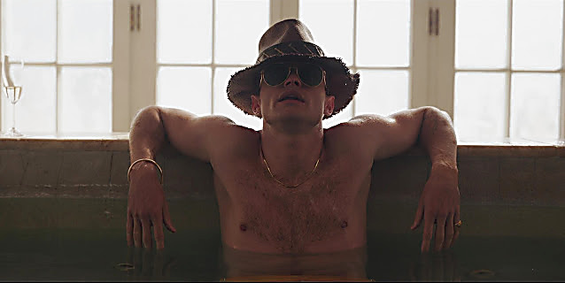 Thomas Doherty sexy shirtless scene December 2, 2021, 4pm