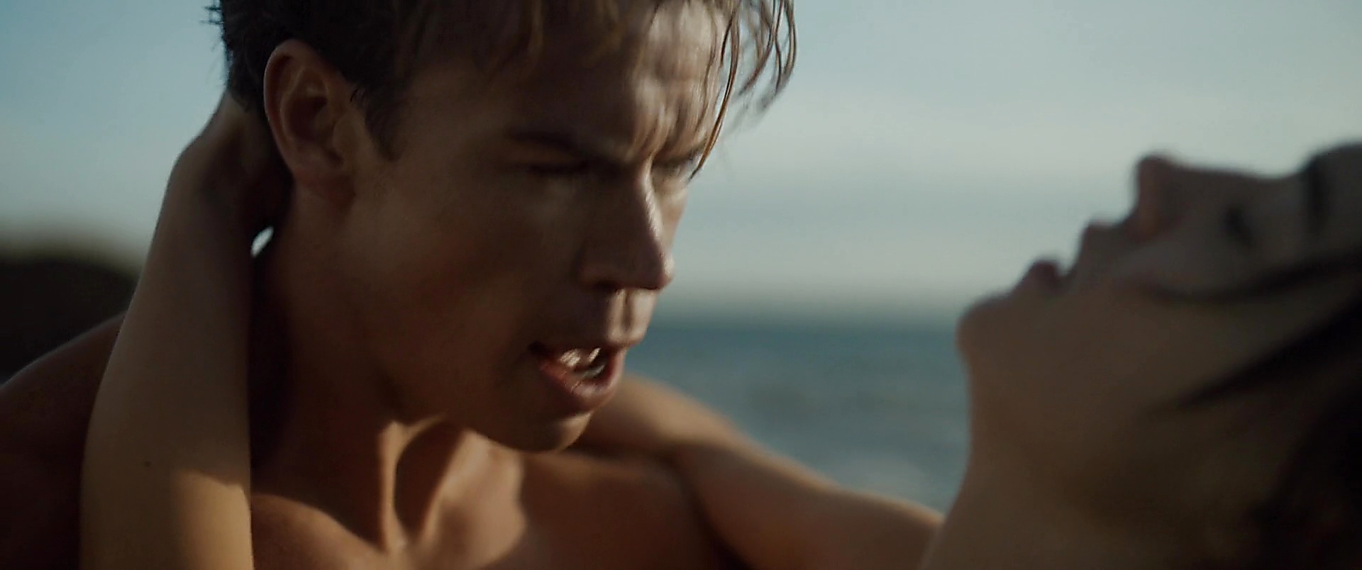 Will Poulter sexy shirtless scene May 29, 2025, 4am