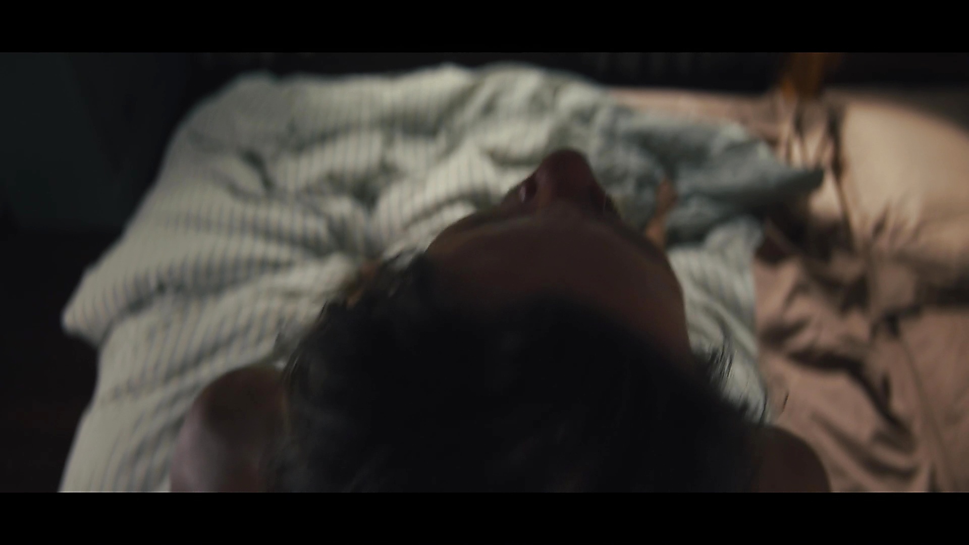 Xavier Samuel sexy shirtless scene April 19, 2025, 10am