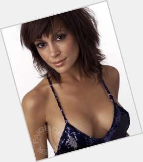 Alyssa Milano Athletic body,  light brown hair & hairstyles