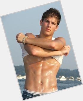 Ashton Kutcher dark brown hair & hairstyles Athletic body, 