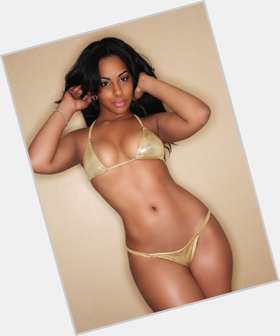 Ayisha Diaz Voluptuous body,  black hair & hairstyles