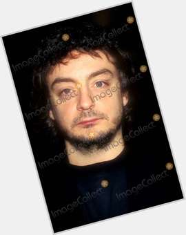 Bob Guccione Jr Average body,  dark brown hair & hairstyles