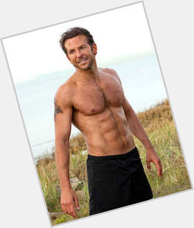 Bradley Cooper light brown hair & hairstyles Athletic body, 