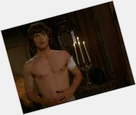Chris O Donnell Average body,  light brown hair & hairstyles