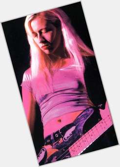 D Arcy Wretzky Slim body,  blonde hair & hairstyles