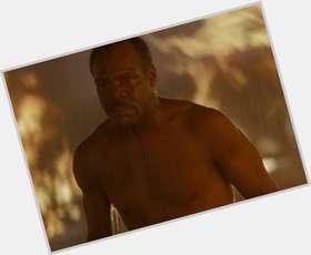 Danny Glover Average body,  salt and pepper hair & hairstyles