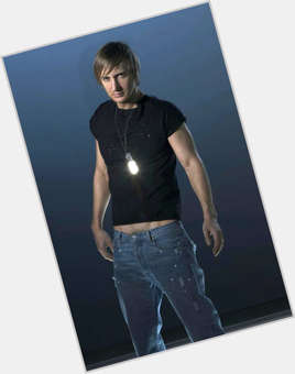 David Guetta light brown hair & hairstyles Athletic body, 