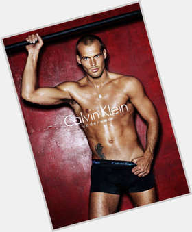 Fredrik Ljungberg light brown hair & hairstyles Athletic body, 