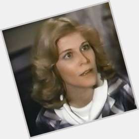 Lani O Grady Slim body,  light brown hair & hairstyles