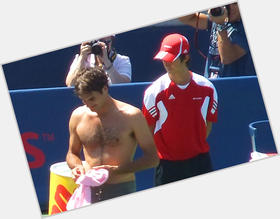 Roger Federer dark brown hair & hairstyles Athletic body, 