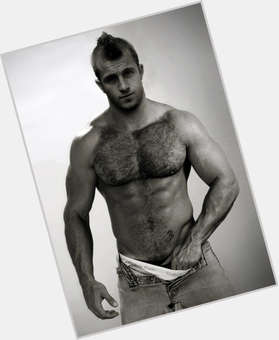 Scott Caan light brown hair & hairstyles Athletic body, 